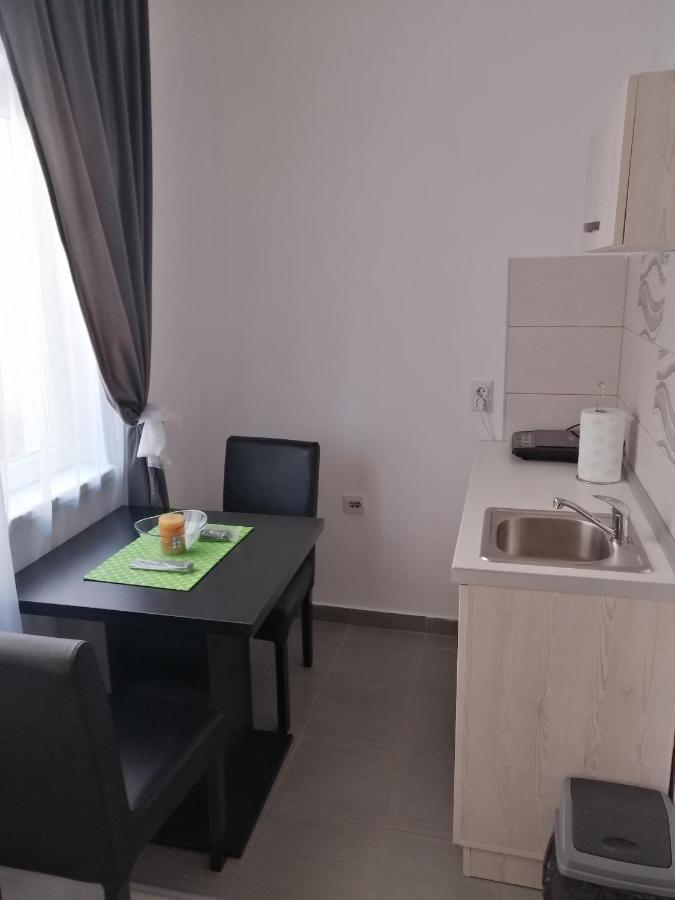 Mitic Apartmani 1 Ni Εξωτερικό φωτογραφία