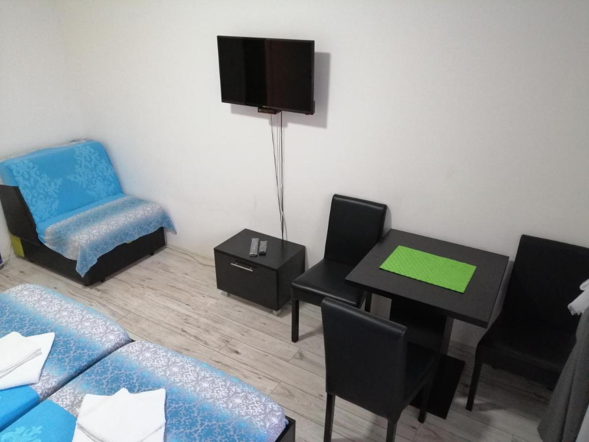 Mitic Apartmani 1 Ni Εξωτερικό φωτογραφία