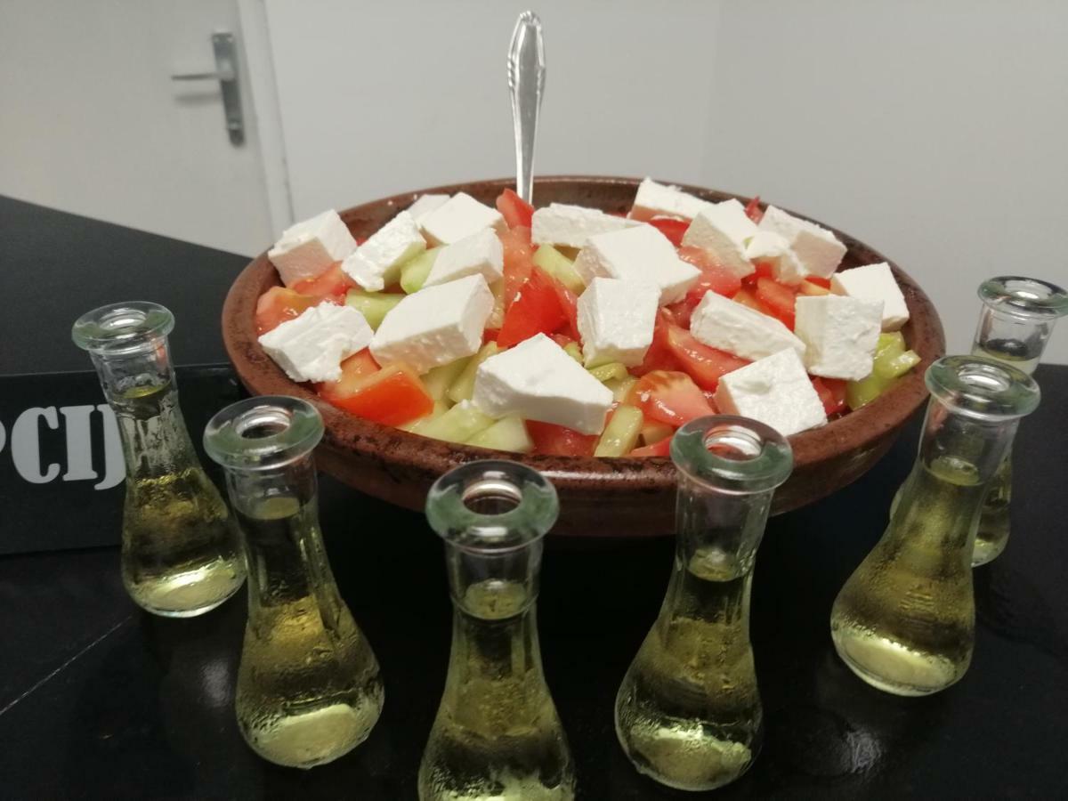 Mitic Apartmani 1 Ni Εξωτερικό φωτογραφία